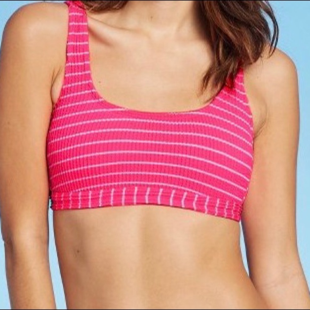 Textured bikini top